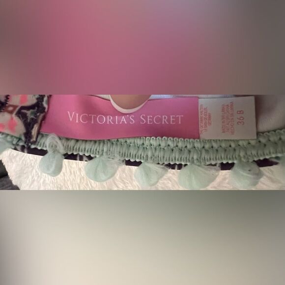 Victoria Secrets Boho Colorful Women's Bikini Top - Picture 5 of 5